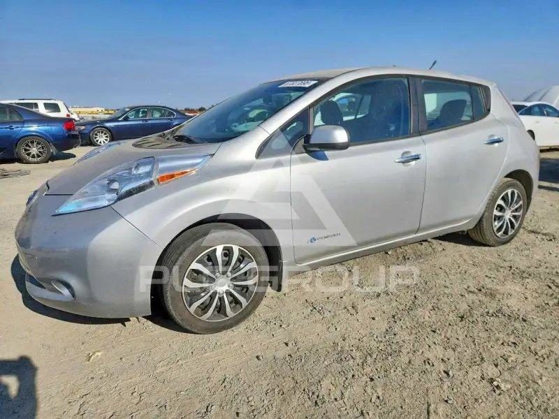 2013 Nissan LEAF фото