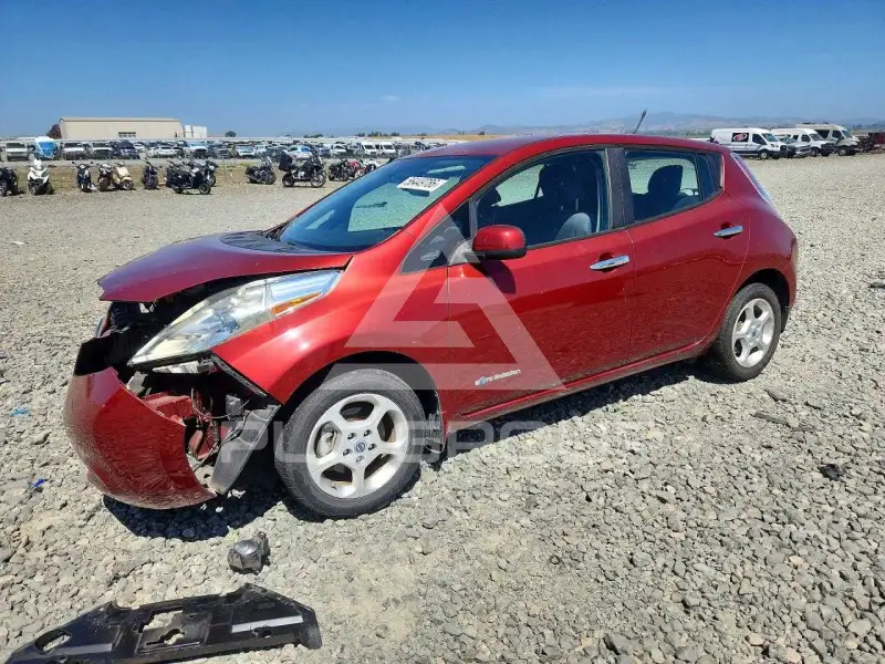 2013 Nissan LEAF фото