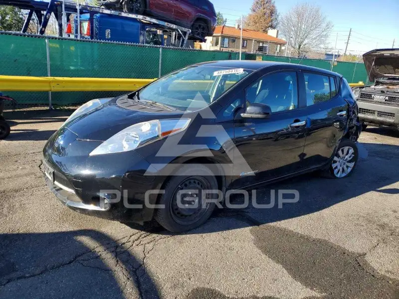 2013 Nissan LEAF photo