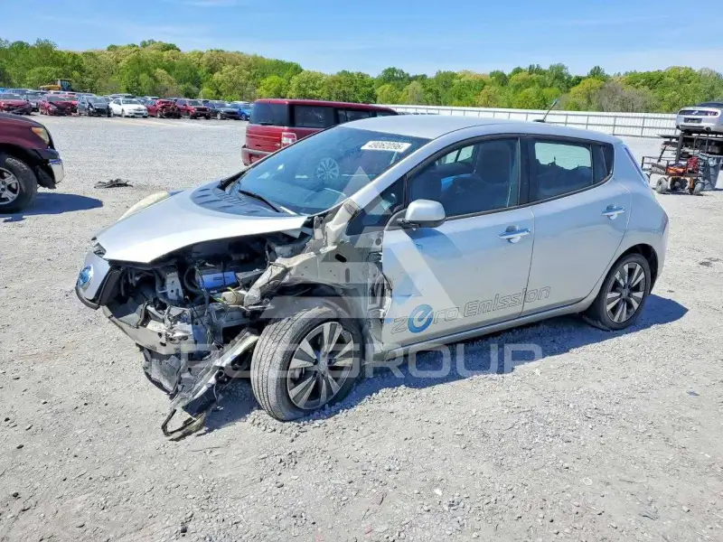 2013 Nissan LEAF фото