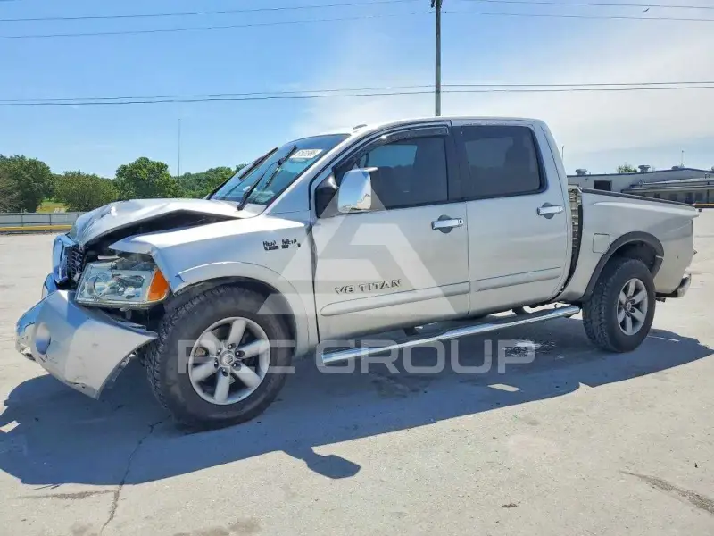 2013 Nissan TITAN фото
