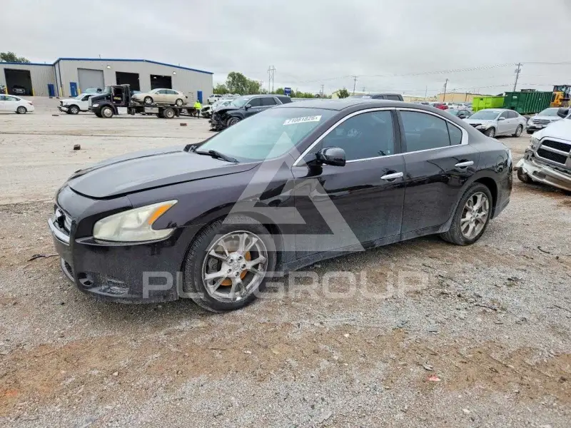 2013 Nissan MAXIMA photo