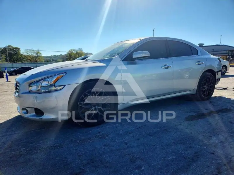 2013 Nissan MAXIMA фото