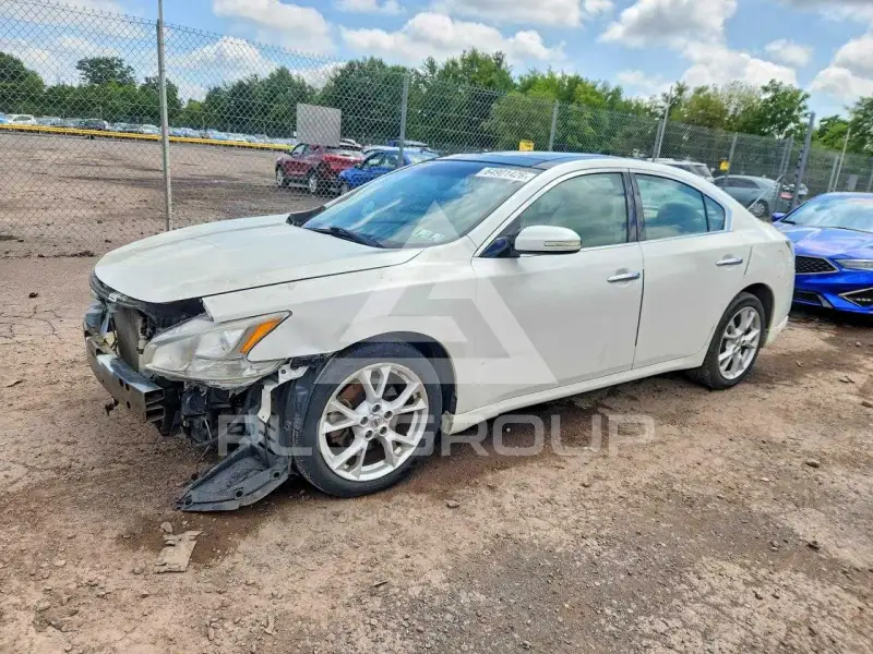 2013 Nissan MAXIMA photo