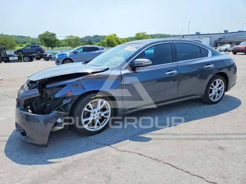 2013 Nissan MAXIMA photo