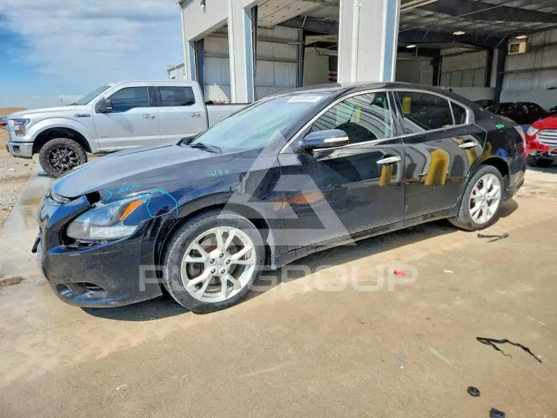 2013 Nissan MAXIMA photo