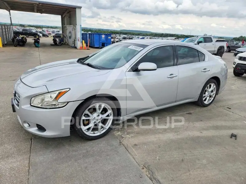 2013 Nissan MAXIMA photo