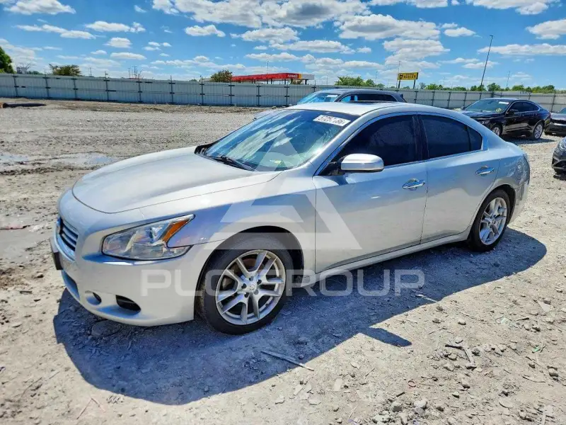 2013 Nissan MAXIMA photo