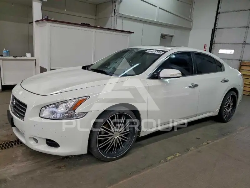 2013 Nissan MAXIMA фото