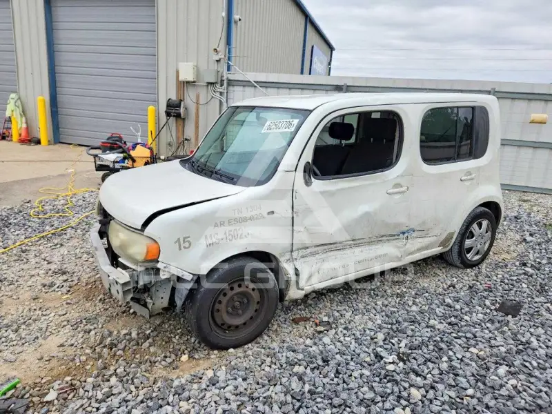 2013 Nissan Cube photo