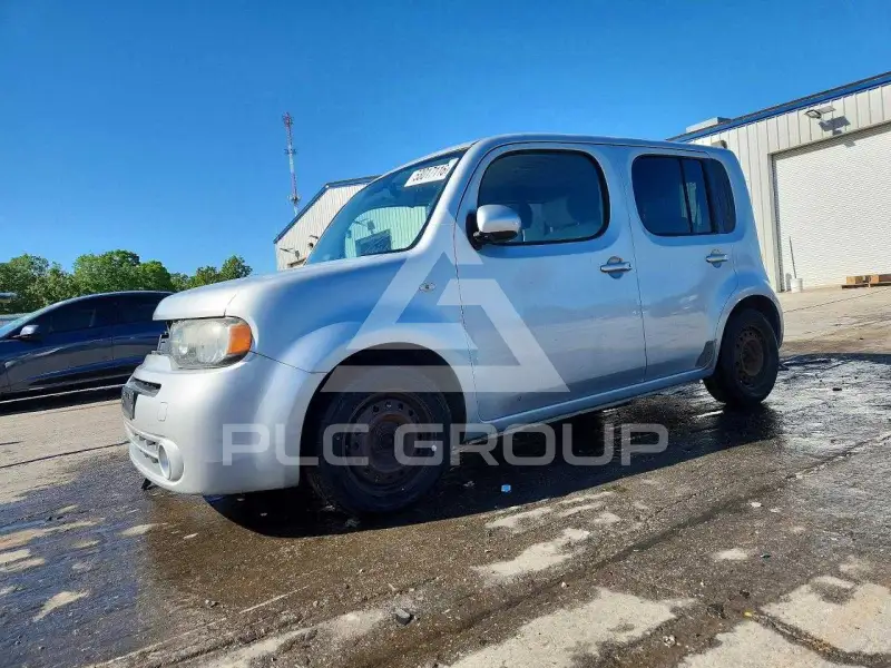 2013 Nissan Cube фото