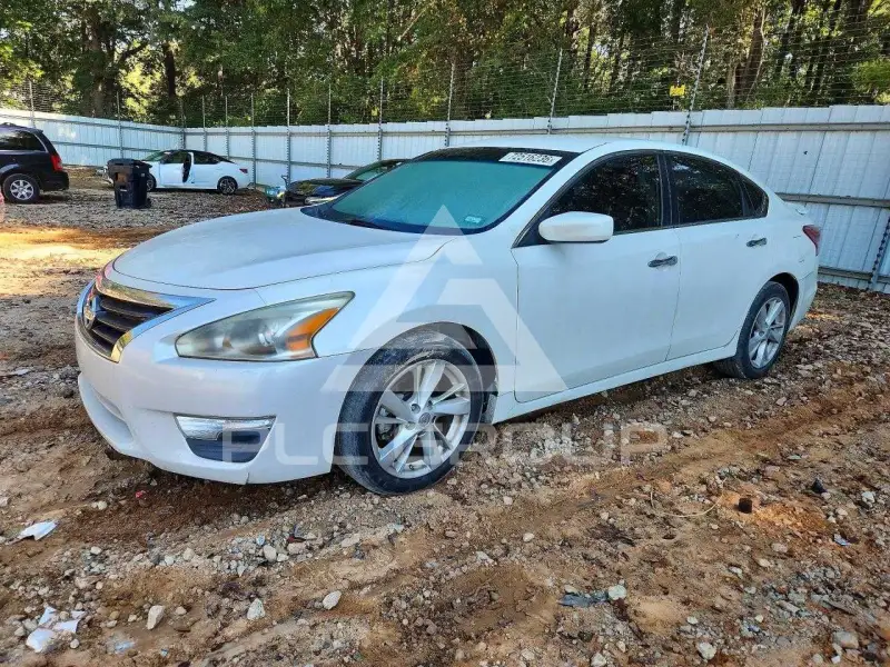 2013 Nissan ALTIMA photo