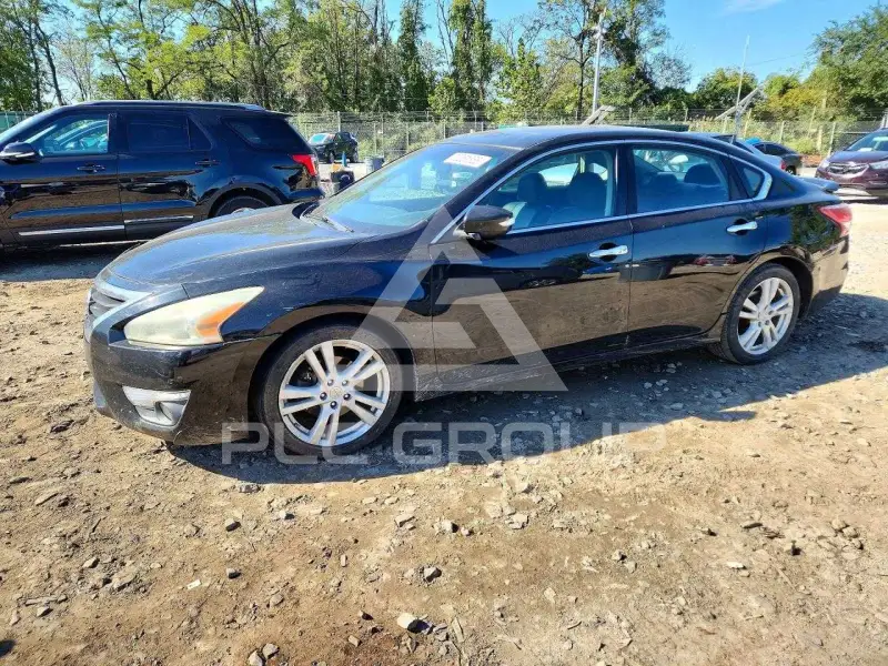 2013 Nissan ALTIMA фото
