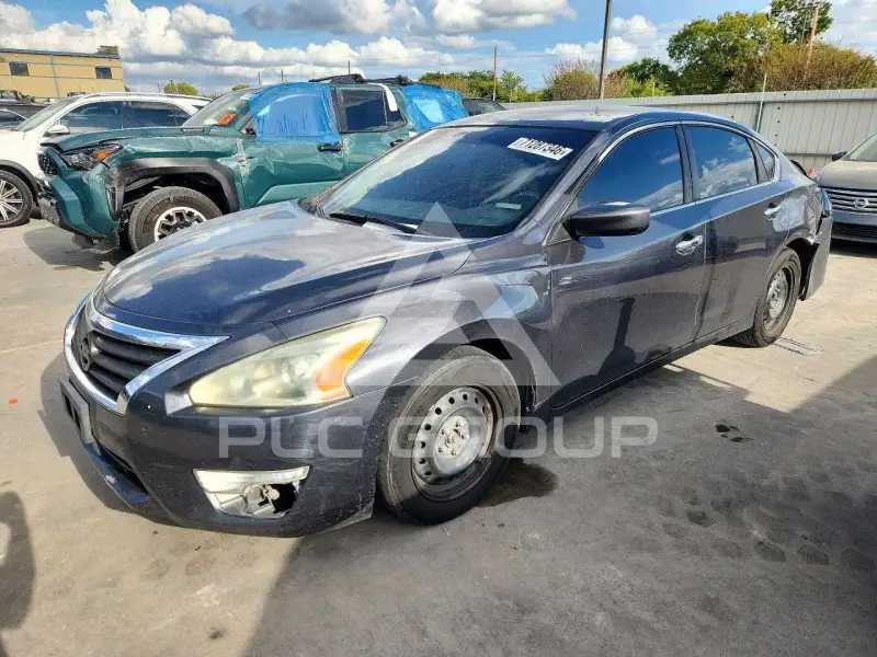 2013 Nissan ALTIMA фото