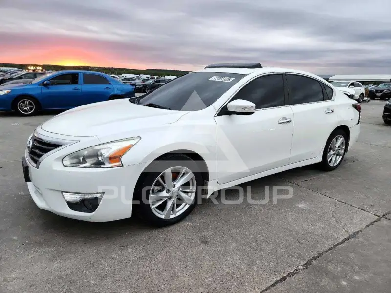 2013 Nissan ALTIMA photo
