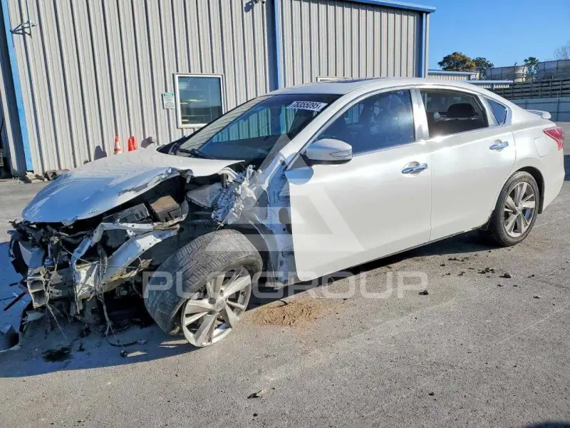 2013 Nissan ALTIMA photo