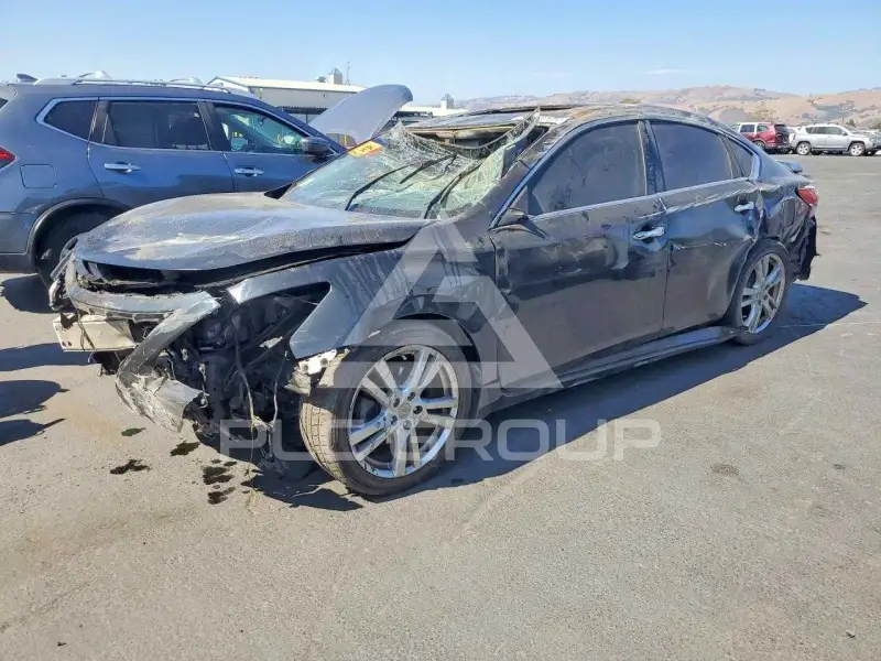 2013 Nissan ALTIMA photo