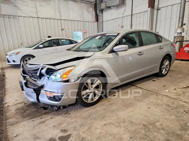 2013 Nissan ALTIMA photo