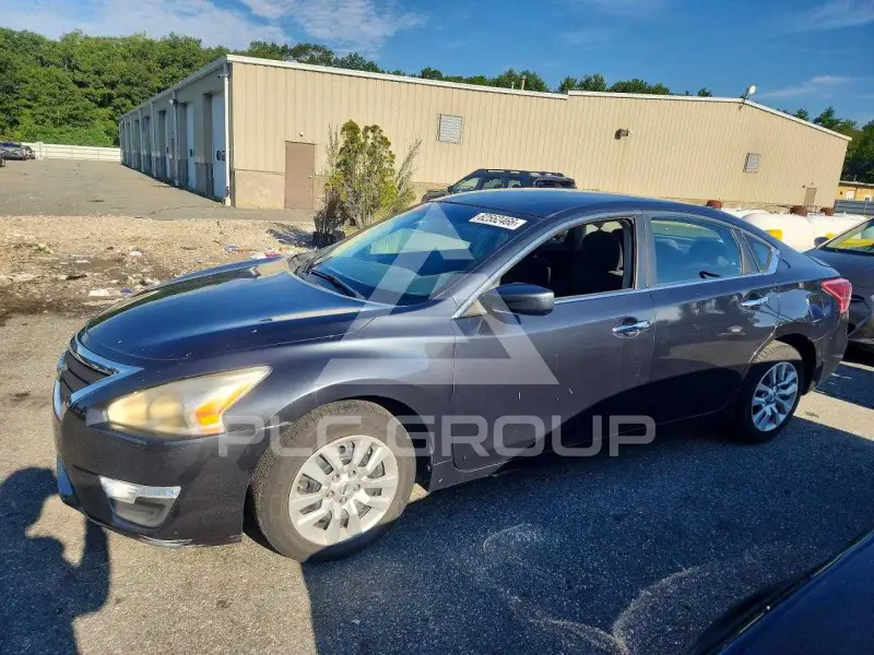 2013 Nissan ALTIMA photo
