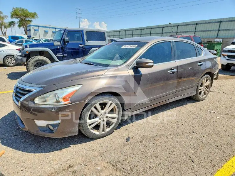 2013 Nissan ALTIMA photo