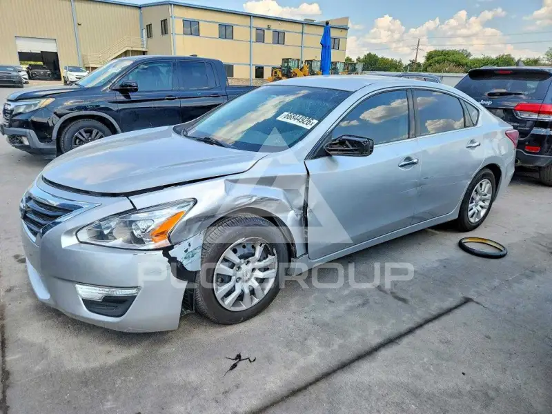 2013 Nissan ALTIMA фото