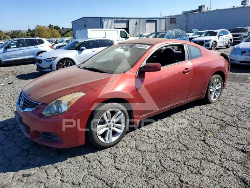 2013 Nissan ALTIMA фото