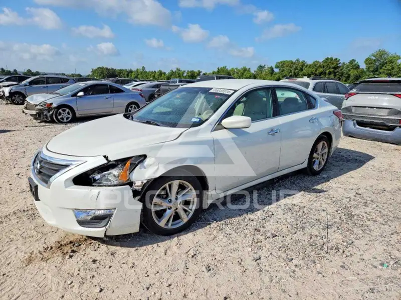 2013 Nissan ALTIMA photo