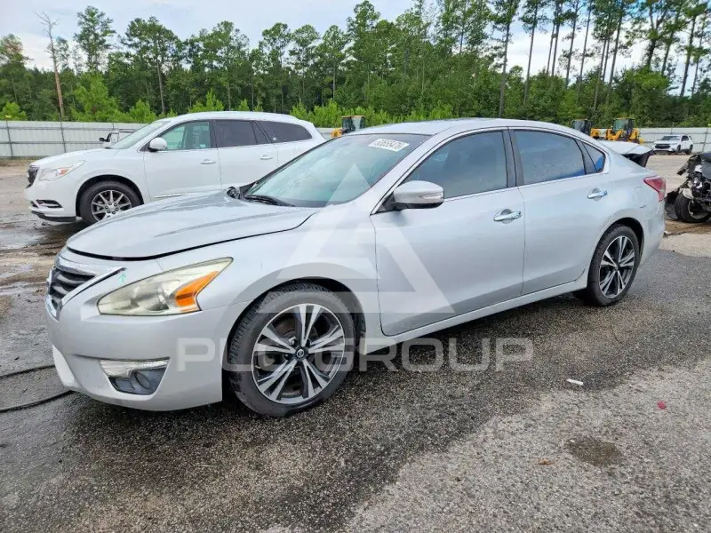 2013 Nissan ALTIMA фото