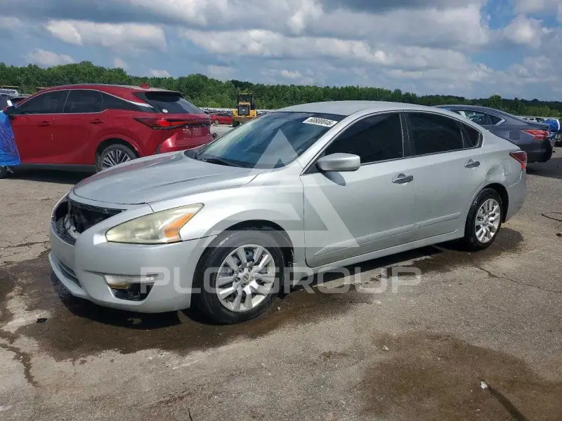 2013 Nissan ALTIMA фото