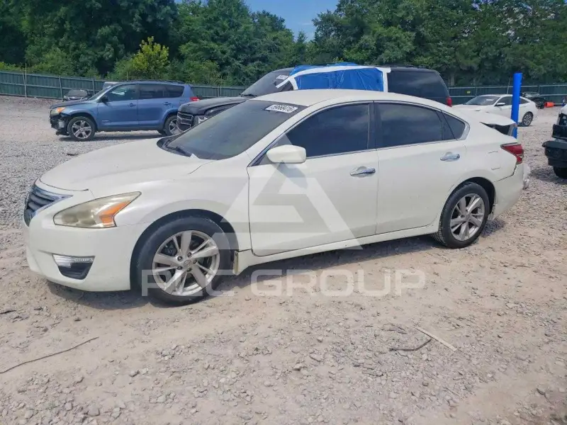 2013 Nissan ALTIMA фото