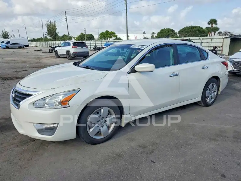 2013 Nissan ALTIMA photo