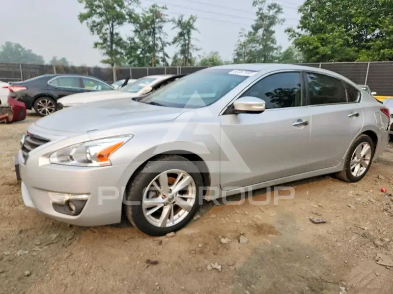 2013 Nissan ALTIMA фото