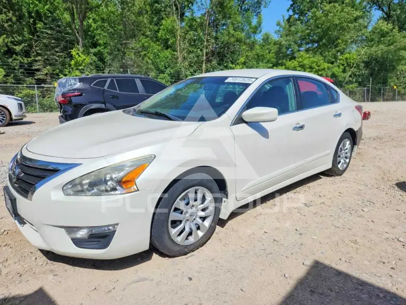 2013 Nissan ALTIMA фото