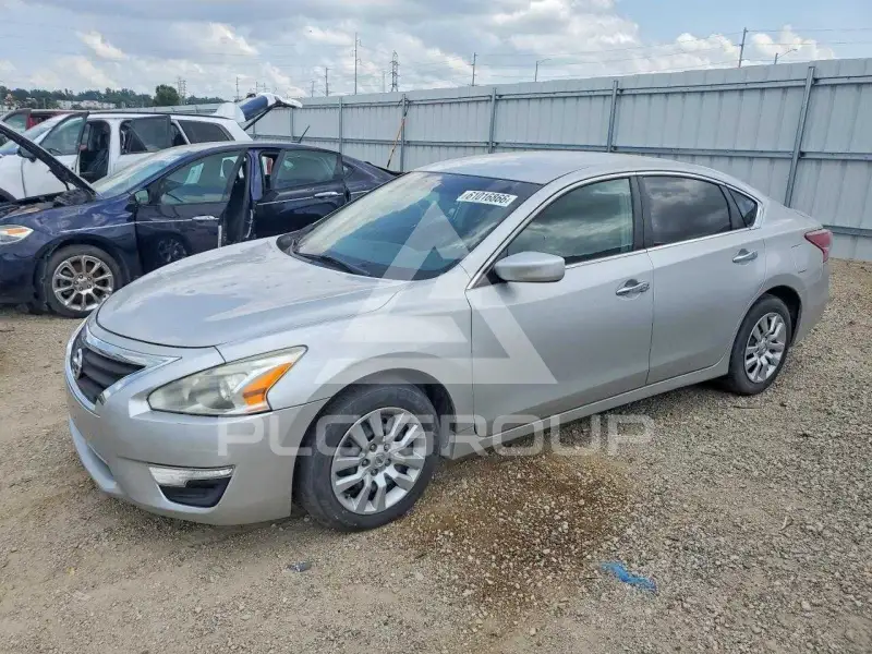 2013 Nissan ALTIMA фото