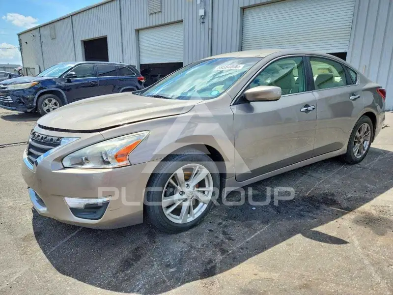 2013 Nissan ALTIMA фото