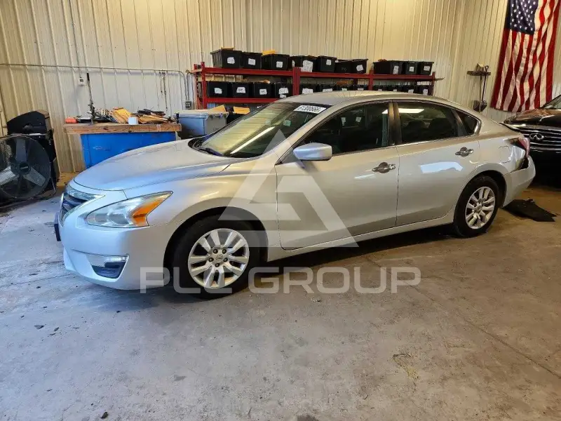 2013 Nissan ALTIMA фото