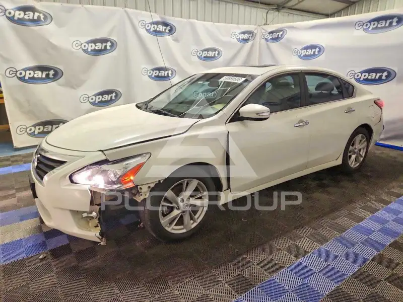 2013 Nissan ALTIMA photo