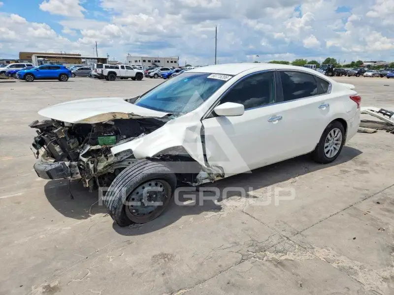 2013 Nissan ALTIMA фото
