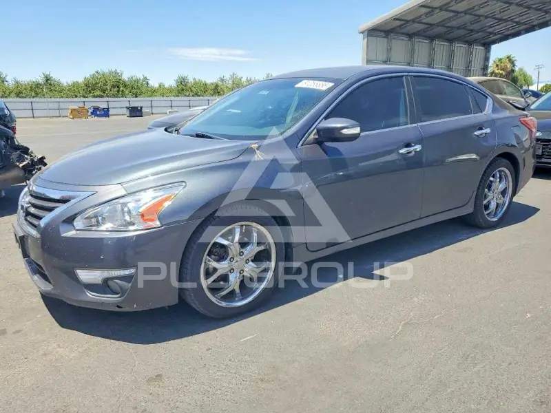 2013 Nissan ALTIMA фото