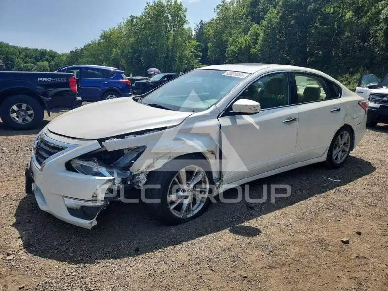2013 Nissan ALTIMA photo