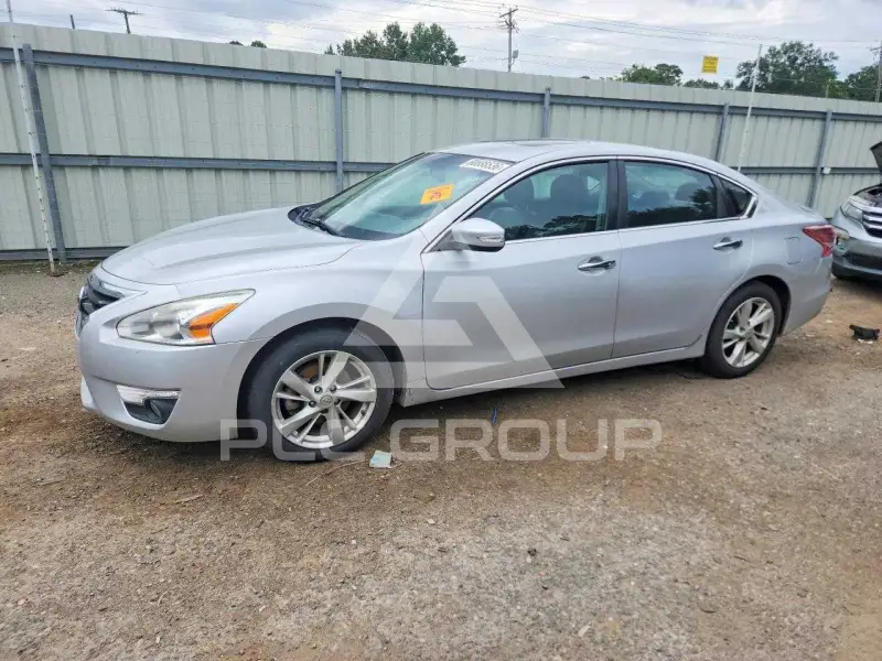 2013 Nissan ALTIMA фото