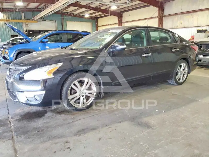 2013 Nissan ALTIMA photo