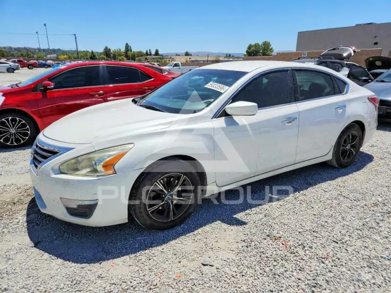 2013 Nissan ALTIMA фото