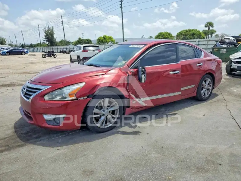 2013 Nissan ALTIMA фото