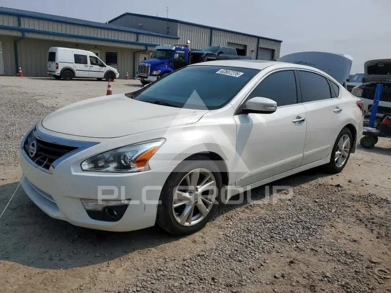 2013 Nissan ALTIMA фото