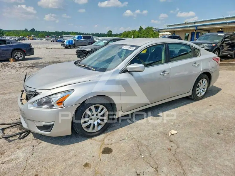 2013 Nissan ALTIMA фото
