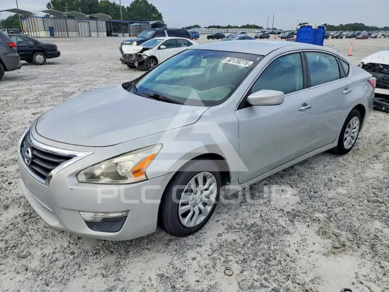2013 Nissan ALTIMA photo