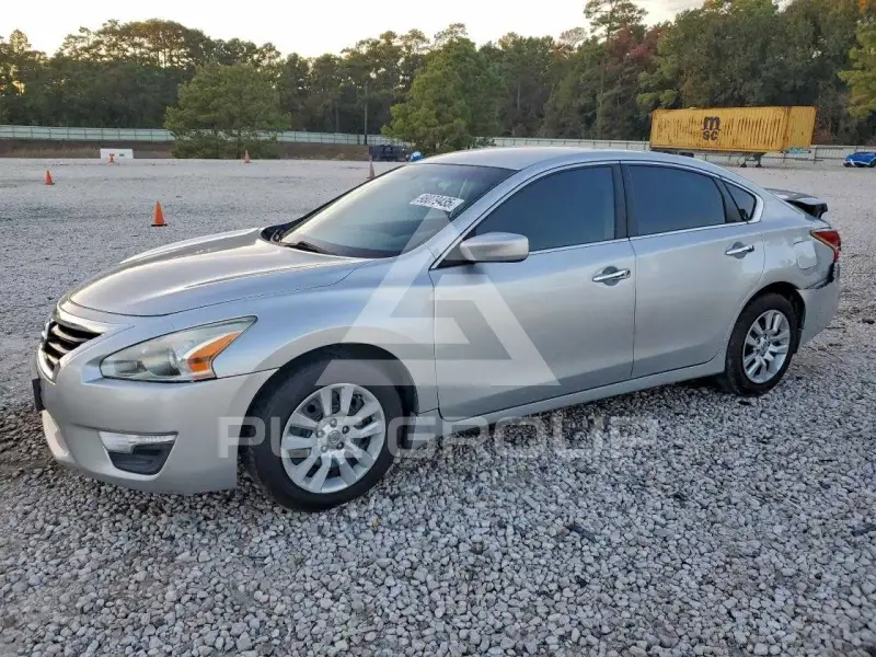 2013 Nissan ALTIMA фото