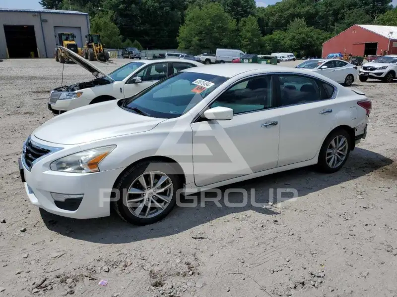 2013 Nissan ALTIMA фото