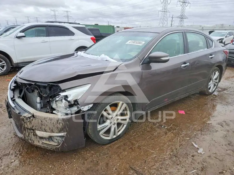 2013 Nissan ALTIMA photo
